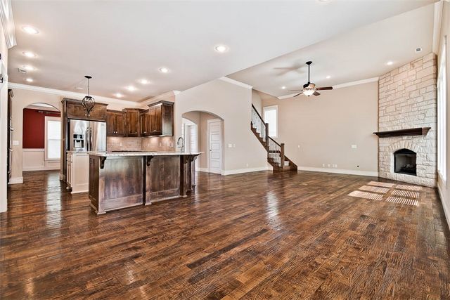 550 Trailwood Circle, Centerton, AR 72719