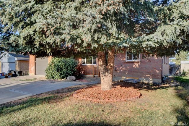 615 Poppy Way, Broomfield, CO 80020