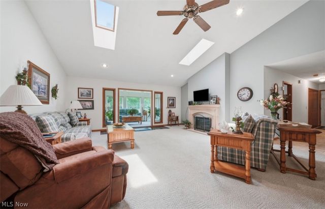 3556 Lake Road, Conneaut, OH 44030