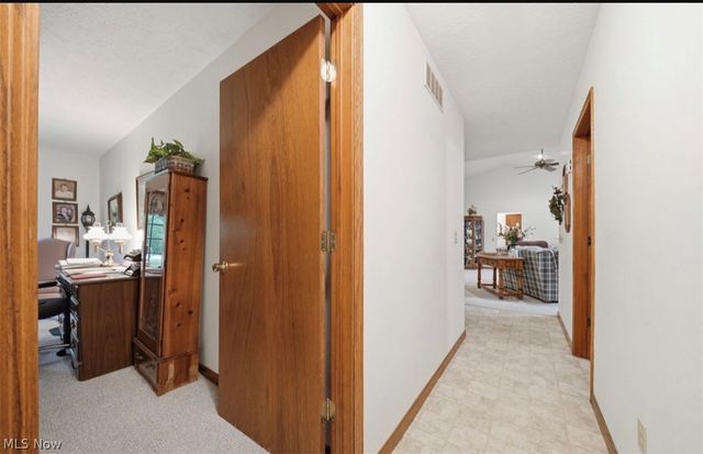 3556 Lake Road, Conneaut, OH 44030