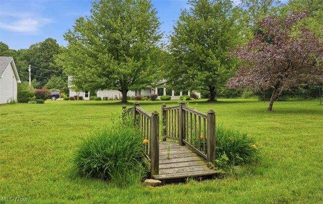 3556 Lake Road, Conneaut, OH 44030
