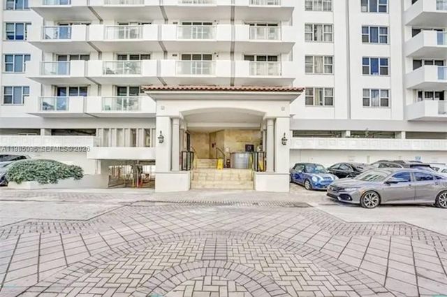 9195 Collins Ave PH4, Surfside, FL 33154