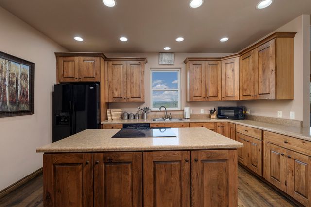 23 Post Oak Drive, Blue Eye, MO 65611