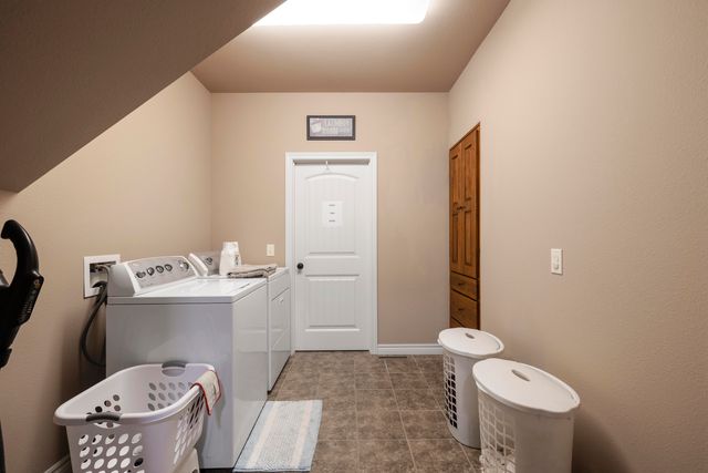 23 Post Oak Drive, Blue Eye, MO 65611