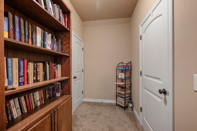 23 Post Oak Drive, Blue Eye, MO 65611