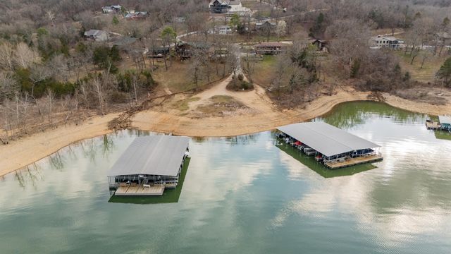 23 Post Oak Drive, Blue Eye, MO 65611