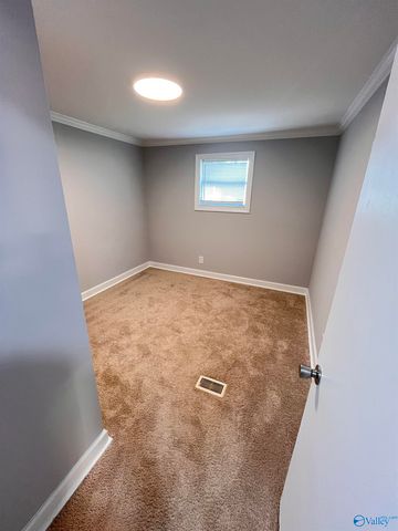 123 Miller Lane, Owens Cross Roads, AL 35763