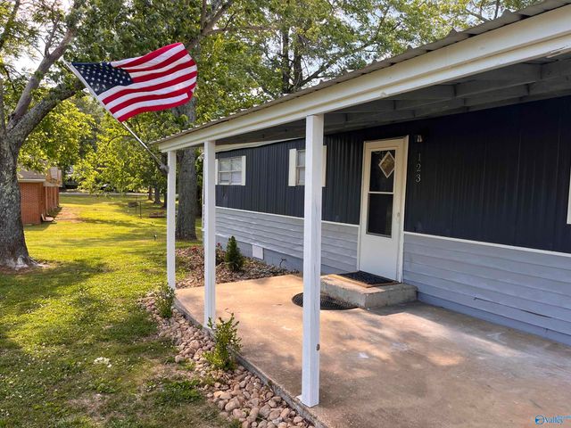 123 Miller Lane, Owens Cross Roads, AL 35763