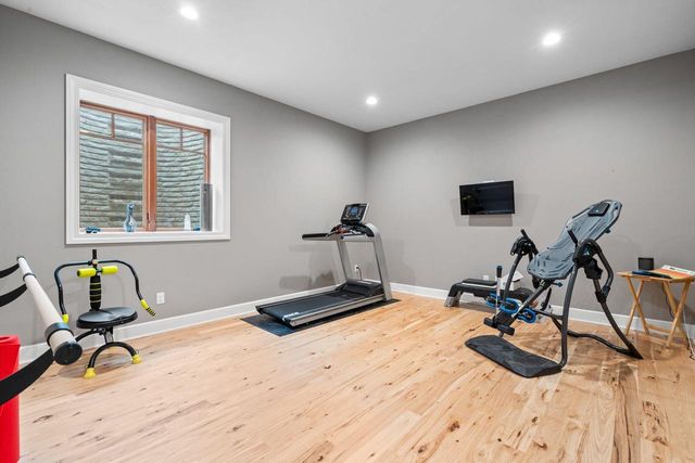 180 Monastery Hill DRIVE, Oconomowoc, WI 53066