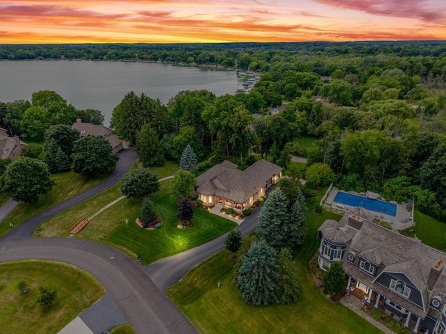 180 Monastery Hill DRIVE, Oconomowoc, WI 53066