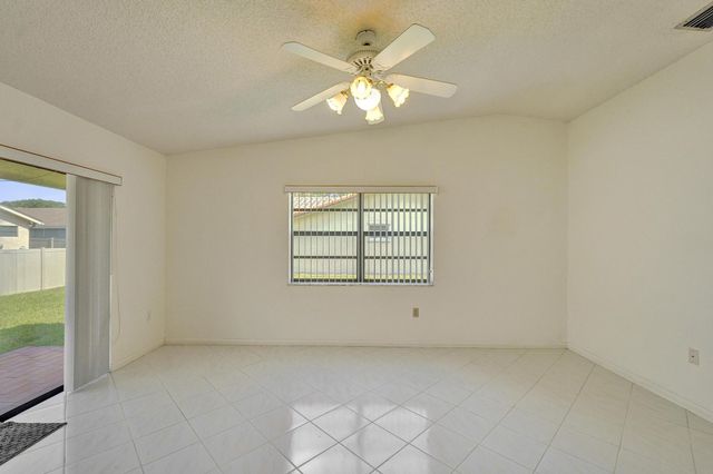 5521 SW 114 Avenue, Cooper City, FL 33330