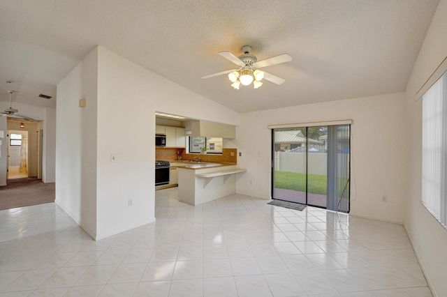 5521 SW 114 Avenue, Cooper City, FL 33330