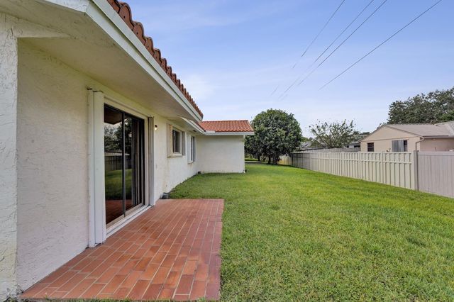 5521 SW 114 Avenue, Cooper City, FL 33330