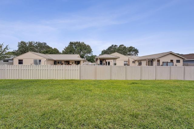 5521 SW 114 Avenue, Cooper City, FL 33330