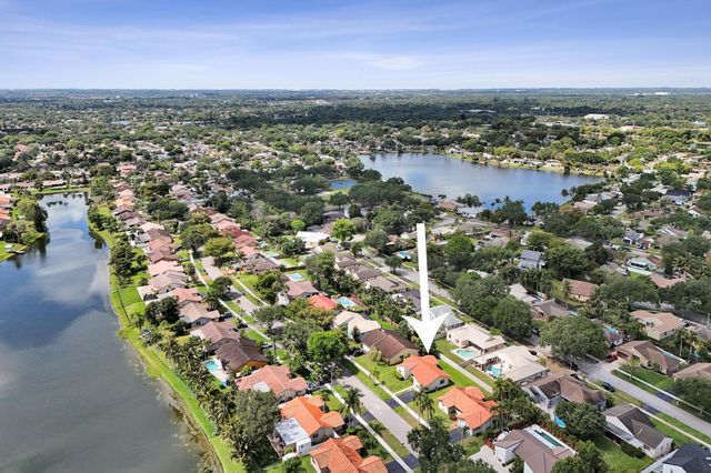 5521 SW 114 Avenue, Cooper City, FL 33330