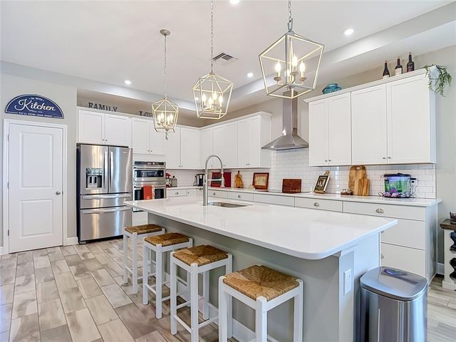 813 OLD WINDSOR WAY, Spring Hill, FL 34609