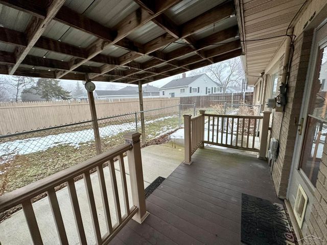 76 Cedar Drive, Bay City, MI 48708