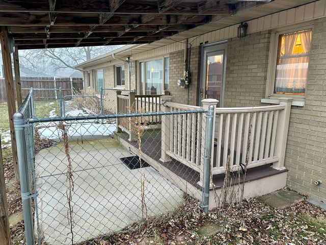 76 Cedar Drive, Bay City, MI 48708