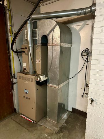 76 Cedar Drive, Bay City, MI 48708