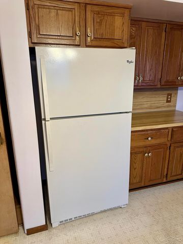 76 Cedar Drive, Bay City, MI 48708