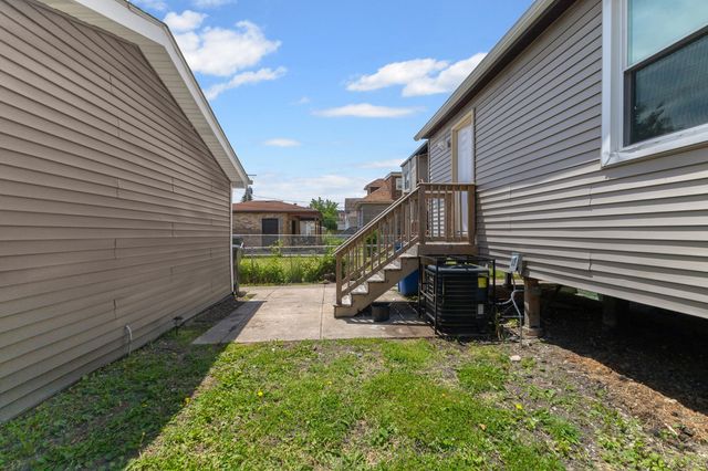 7613 S Hermitage Avenue, Chicago, IL 60620