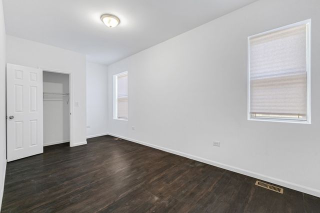 7613 S Hermitage Avenue, Chicago, IL 60620