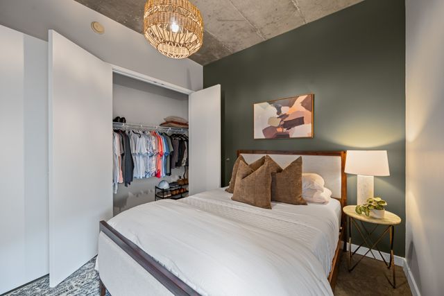 600 12th Ave S Apt 712, Nashville, TN 37203