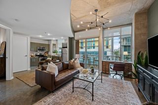 600 12th Ave S Apt 712, Nashville, TN 37203