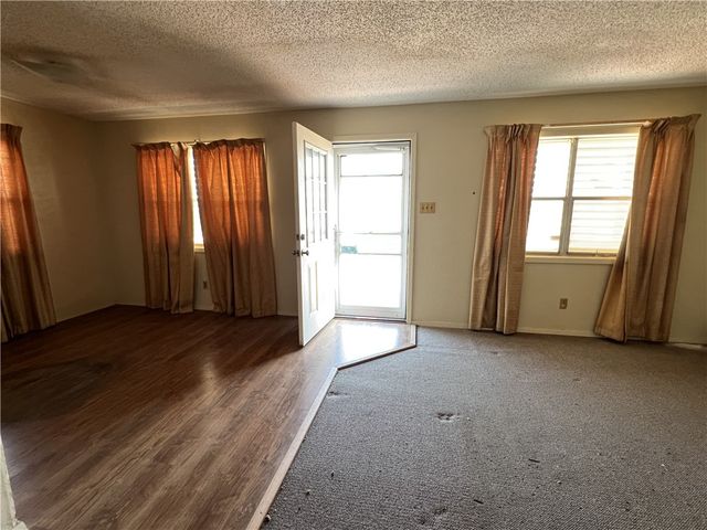 3118 Nassau Dr, Corpus Christi, TX 78418