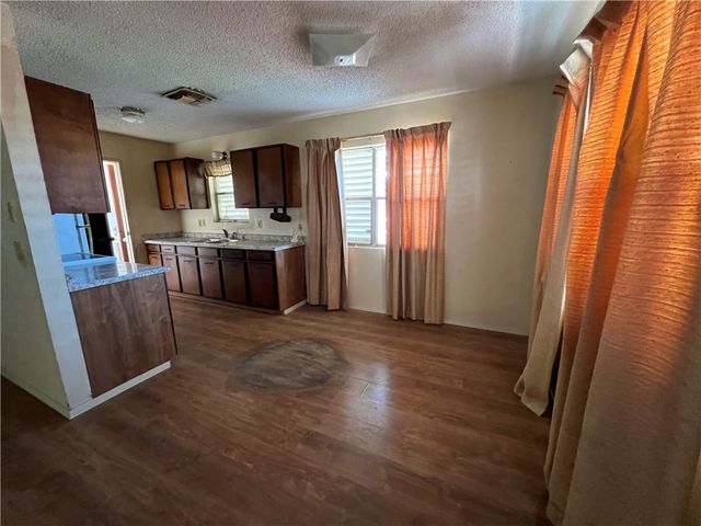 3118 Nassau Dr, Corpus Christi, TX 78418