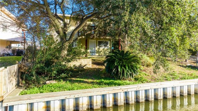 3118 Nassau Dr, Corpus Christi, TX 78418