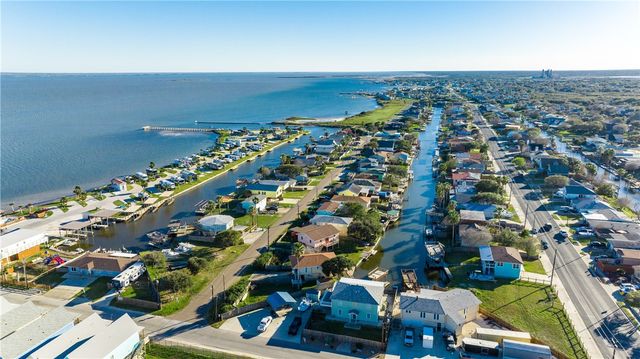 3118 Nassau Dr, Corpus Christi, TX 78418