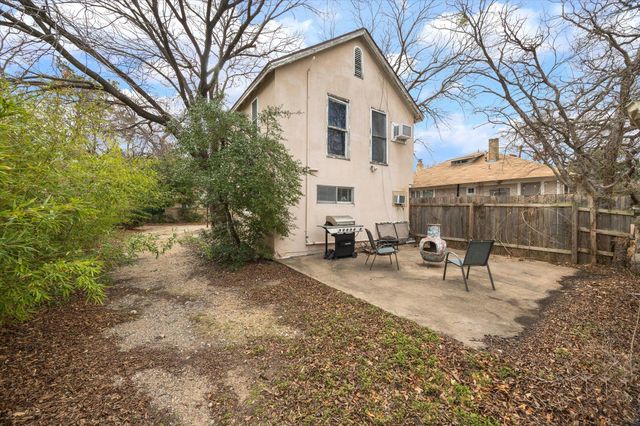 806 W 32nd ST C, Austin, TX 78705