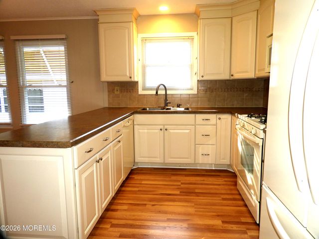 116 Santiago Drive, Toms River, NJ 08757