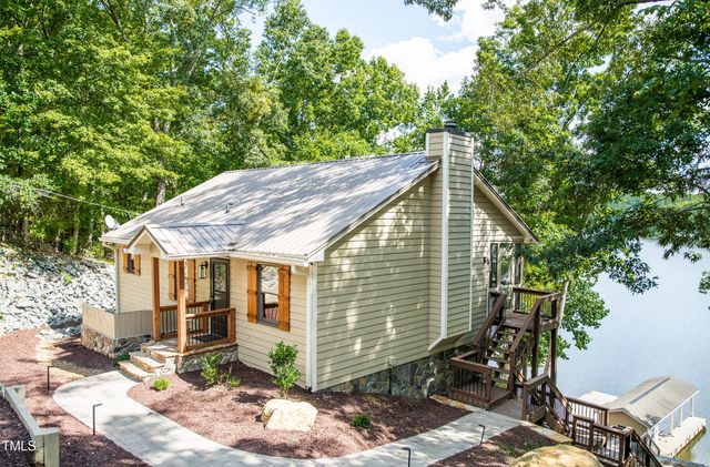 444 Smokehouse Lane, Semora, NC 27343