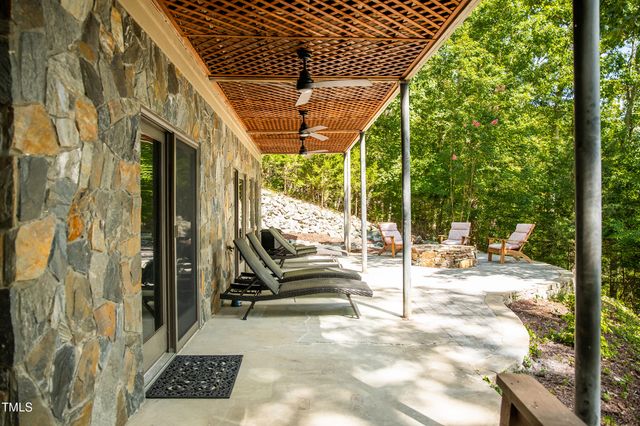 444 Smokehouse Lane, Semora, NC 27343