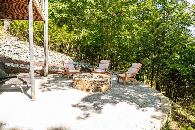 444 Smokehouse Lane, Semora, NC 27343