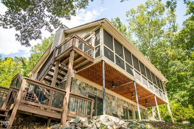 444 Smokehouse Lane, Semora, NC 27343