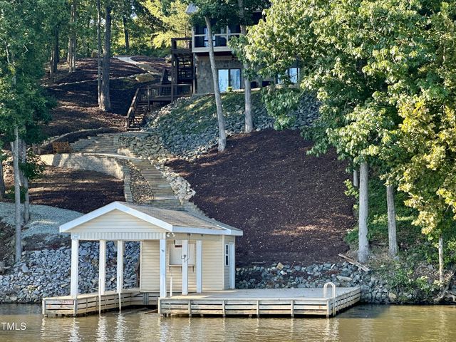 444 Smokehouse Lane, Semora, NC 27343