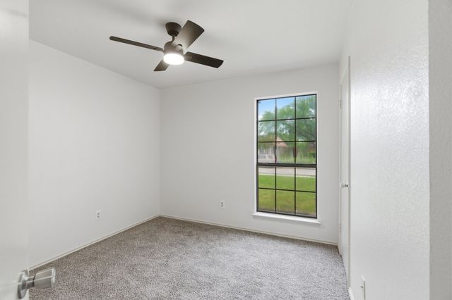 1506 Springaire Lane, Lewisville, TX 75077