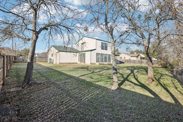141 Ridgecrest RD, Georgetown, TX 78628