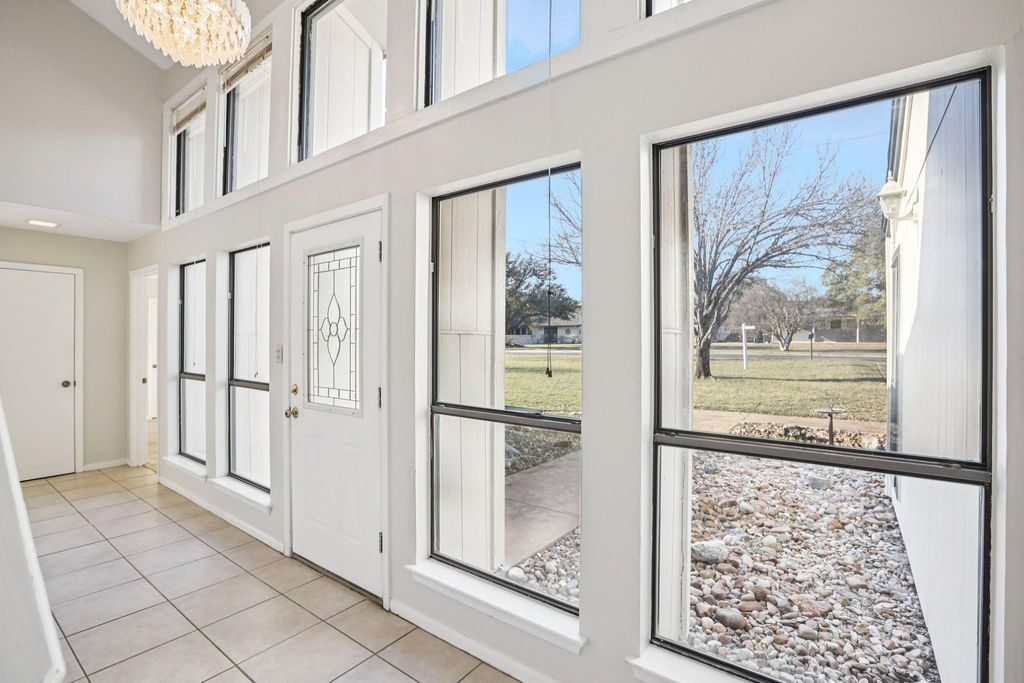 141 Ridgecrest RD, Georgetown, TX 78628