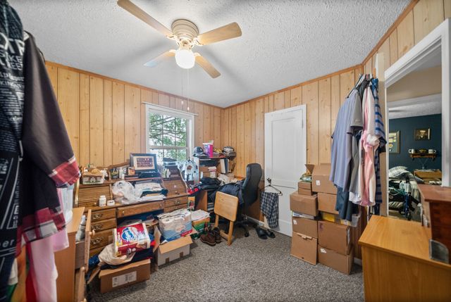 2736 Kenwood Dr, Hopkinsville, KY 42240