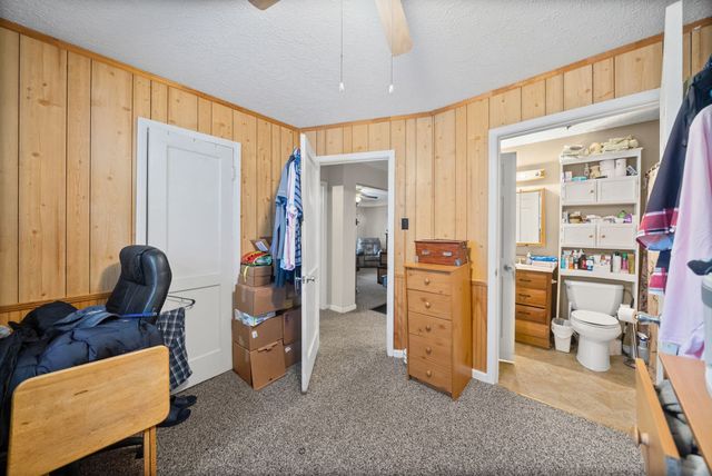 2736 Kenwood Dr, Hopkinsville, KY 42240