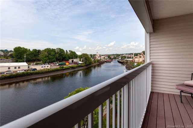 4 Daskams Lane 309, Norwalk, CT 06851