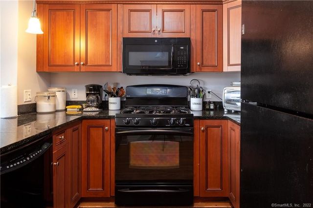 4 Daskams Lane 309, Norwalk, CT 06851