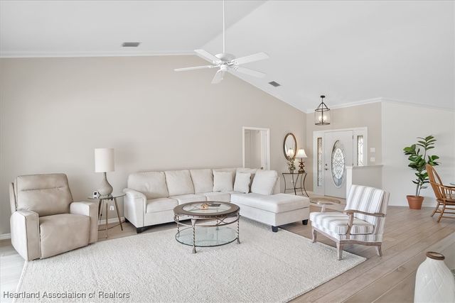 13 Acacia Court N, Lake Placid, FL 33852