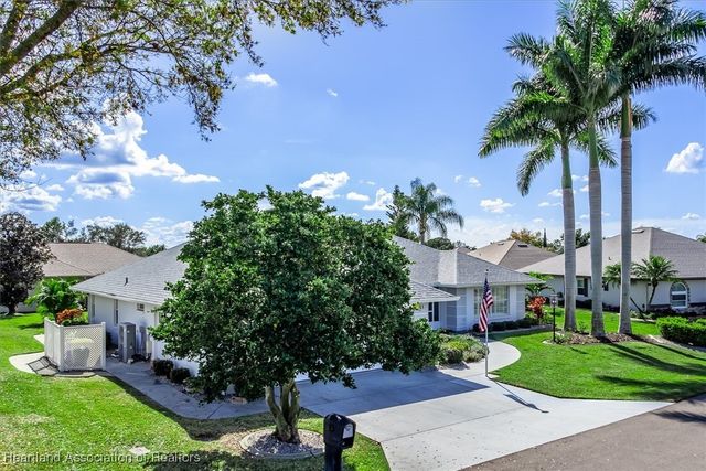 13 Acacia Court N, Lake Placid, FL 33852