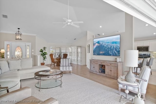 13 Acacia Court N, Lake Placid, FL 33852