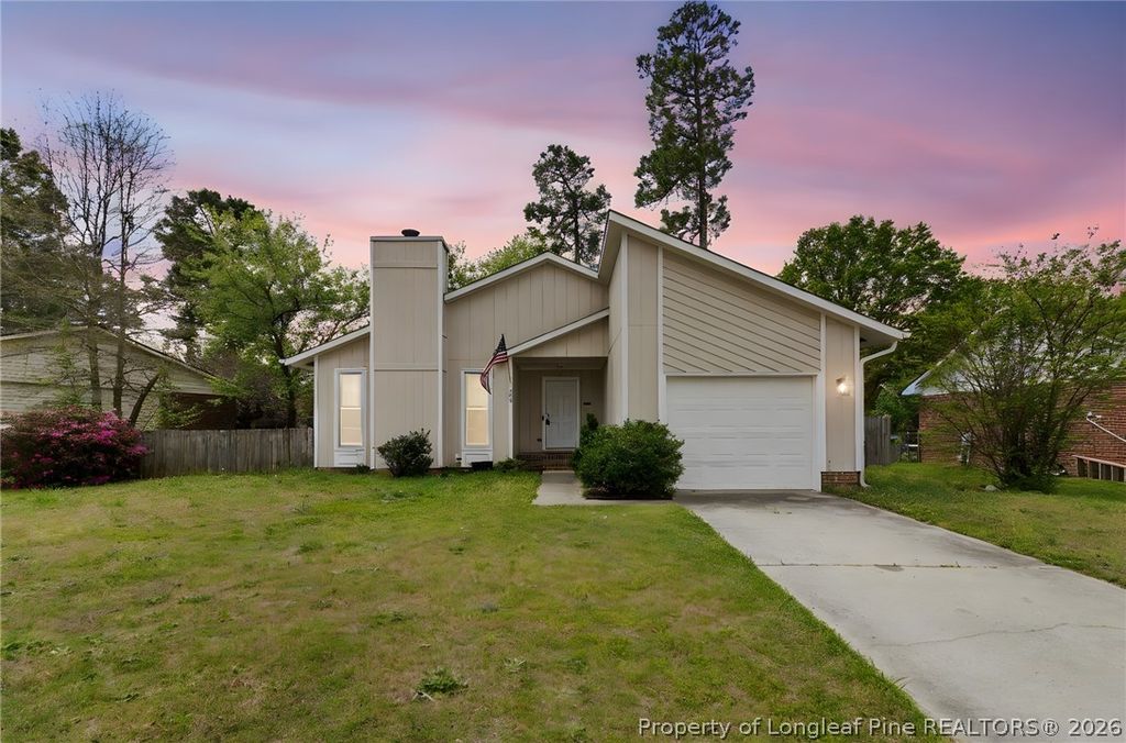 706 Prestige Boulevard, Fayetteville, NC 28314 — exterior